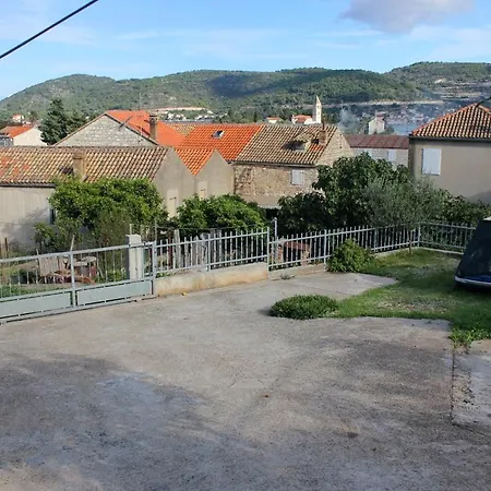 By The Sea - 2428 Apartman